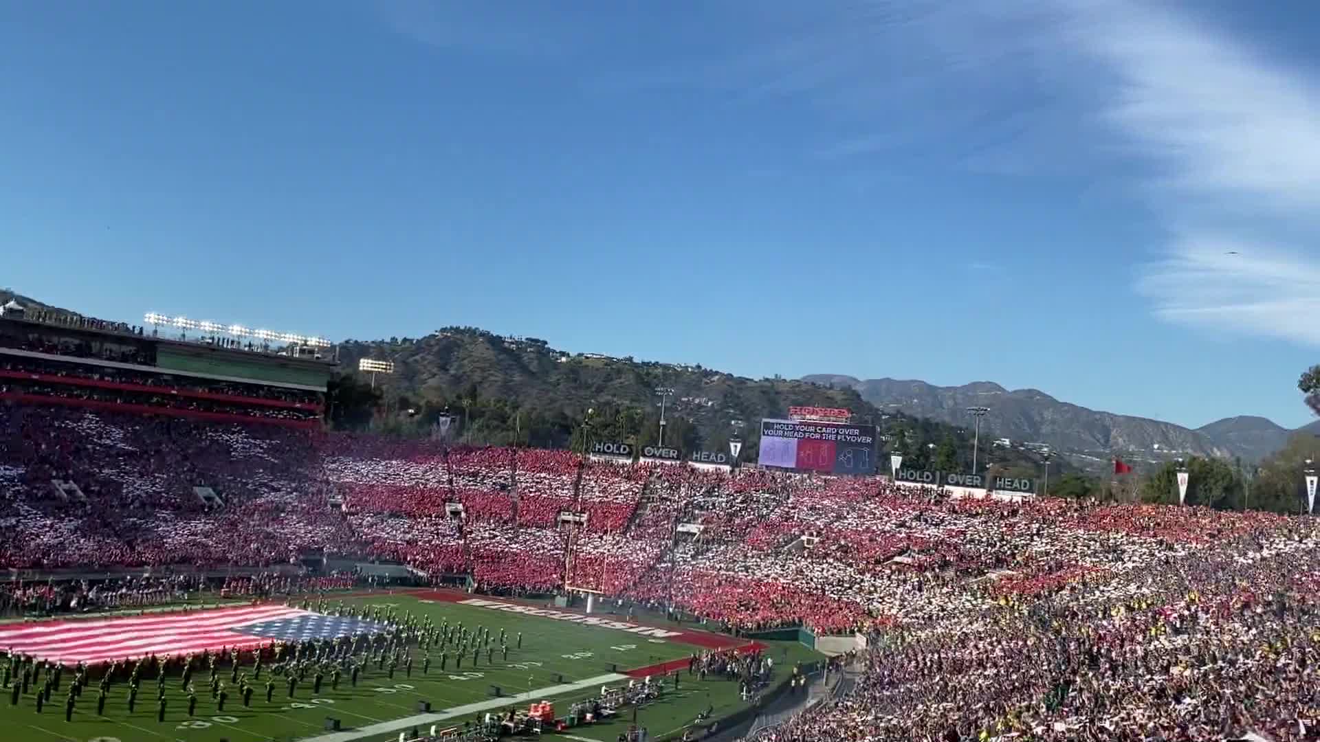 Doinb回归赛场，精彩发挥首场状态亮眼，SKT观众沸腾！
